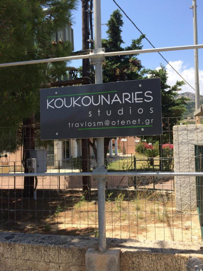 Koukounaries Studios Skala  Экстерьер фото